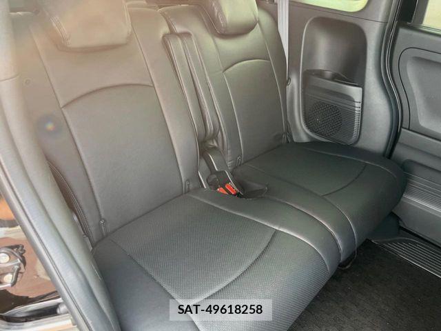 Honda N BOX CUSTOM 2022-01 8744633-8