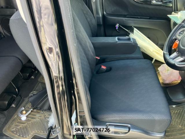 Honda N BOX CUSTOM 2011-12 8744718-11