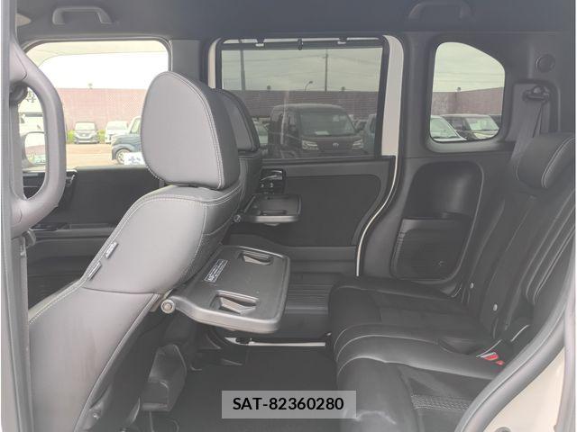 Honda N BOX CUSTOM 2023-09 8744646-22
