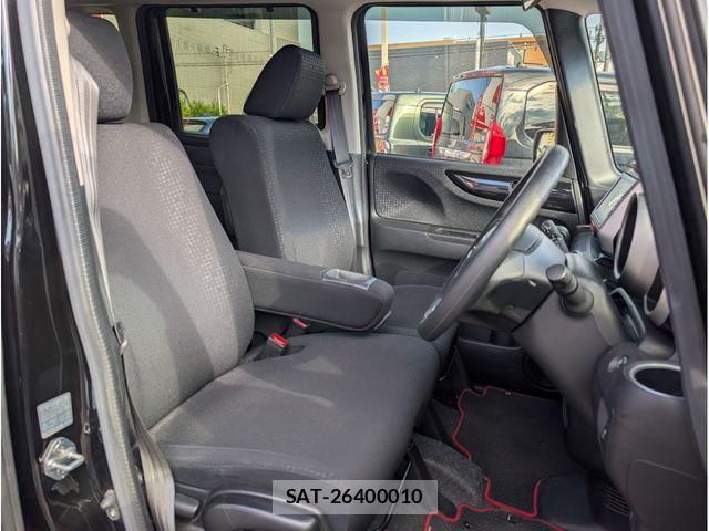 Honda N BOX CUSTOM 2017-01 8744689-9