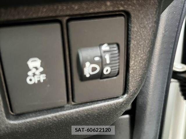 Honda N BOX CUSTOM 2024-04 8744606-19