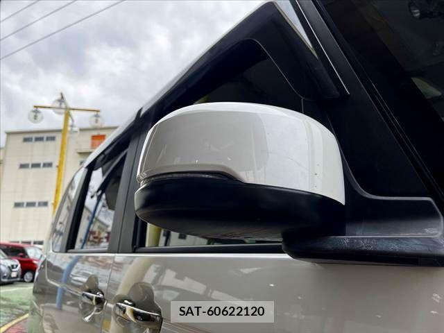 Honda N BOX CUSTOM 2024-04 8744606-28