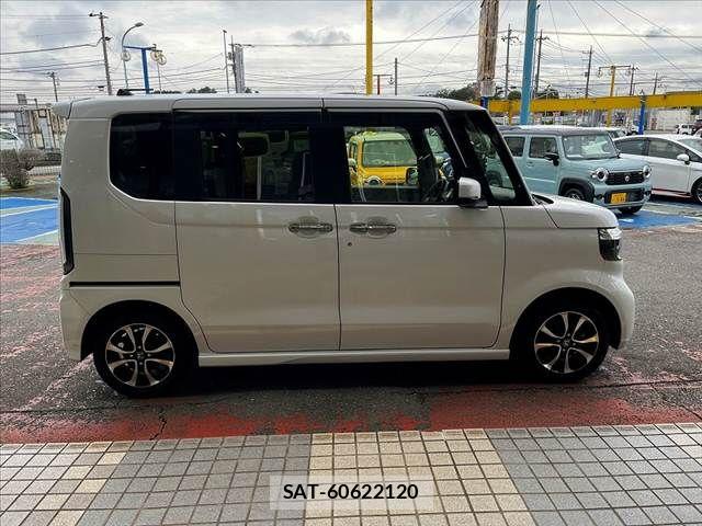 Honda N BOX CUSTOM 2024-04 8744606-5
