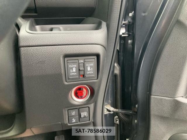Honda N BOX CUSTOM 2023-05 8744617-20
