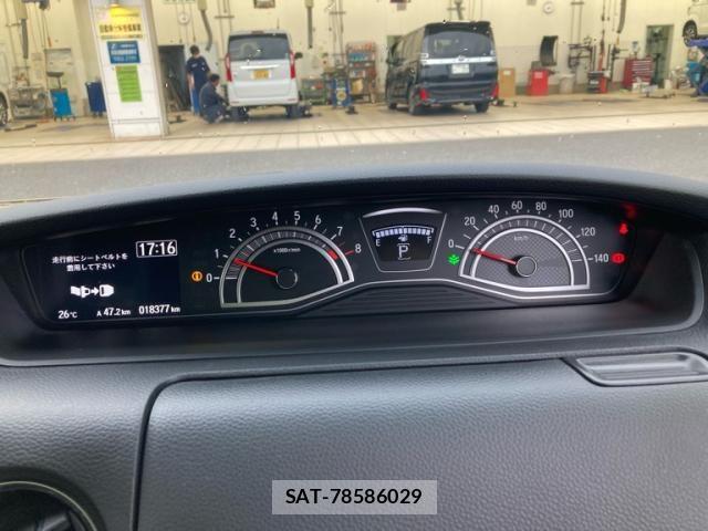 Honda N BOX CUSTOM 2023-05 8744617-24
