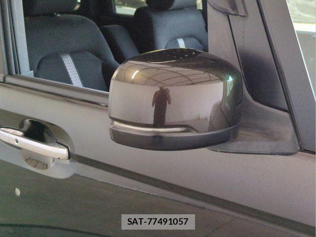 Honda N BOX CUSTOM 2018-03 8744685-24