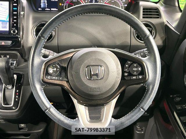 Honda N BOX CUSTOM 2018-03 8744677-10