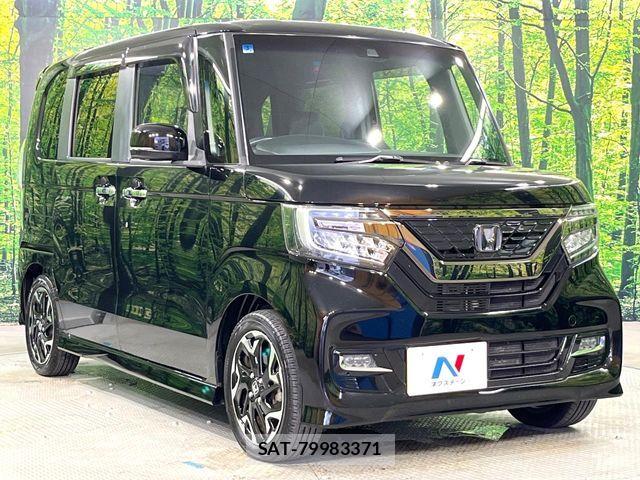 Honda N BOX CUSTOM 2018-03 8744677-15