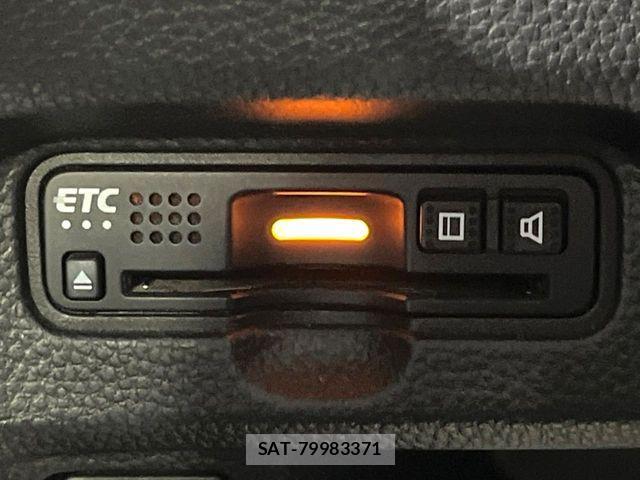 Honda N BOX CUSTOM 2018-03 8744677-6
