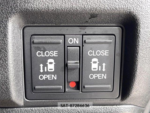 Honda N BOX CUSTOM 2024-07 8744577-4