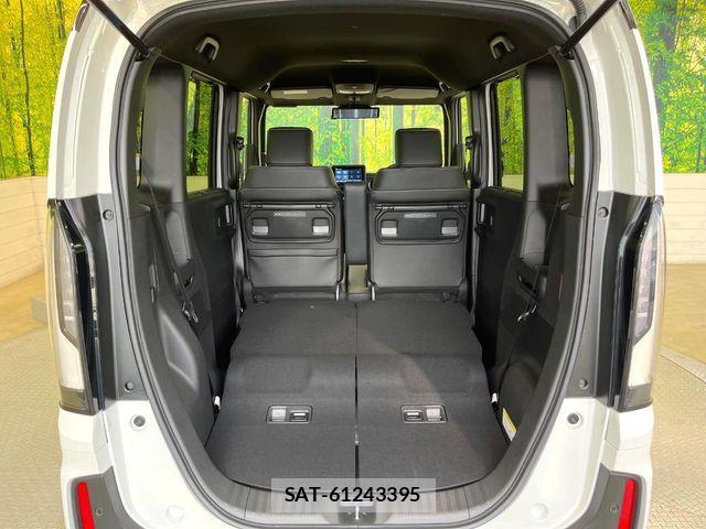 Honda N BOX CUSTOM 2024-08 8744578-9
