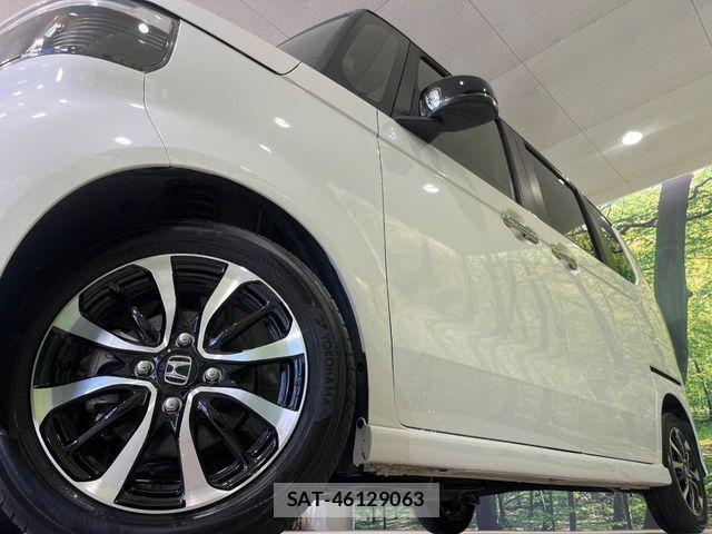 Honda N BOX CUSTOM 2023-12 8744597-13