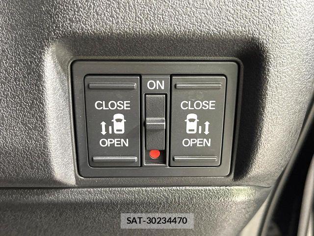 Honda N BOX CUSTOM 2023-12 8744594-4
