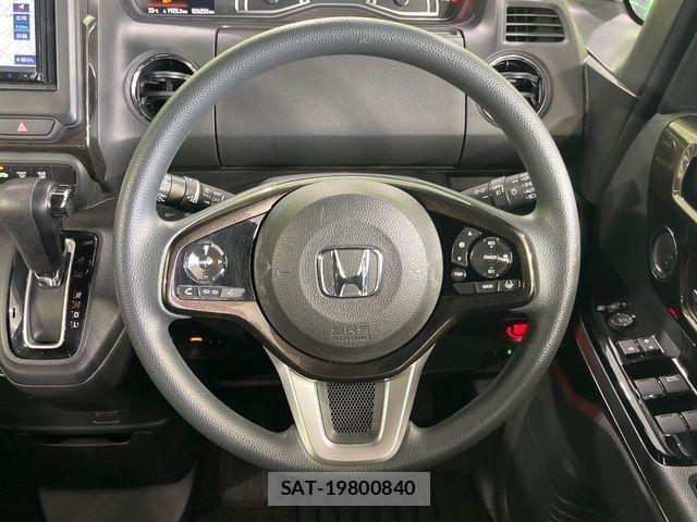 Honda N BOX CUSTOM 2018-08 8744655-11