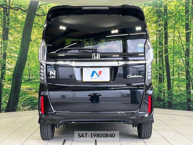 Honda N BOX CUSTOM 2018-08 8744655-15