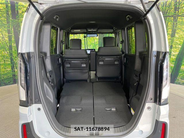 Honda N BOX CUSTOM 2025-10 8744576-9