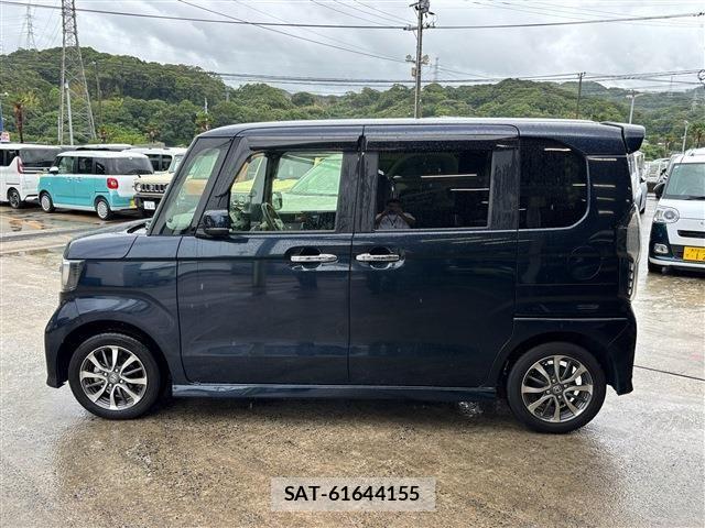 Honda N BOX CUSTOM 2023-01 8744612-11
