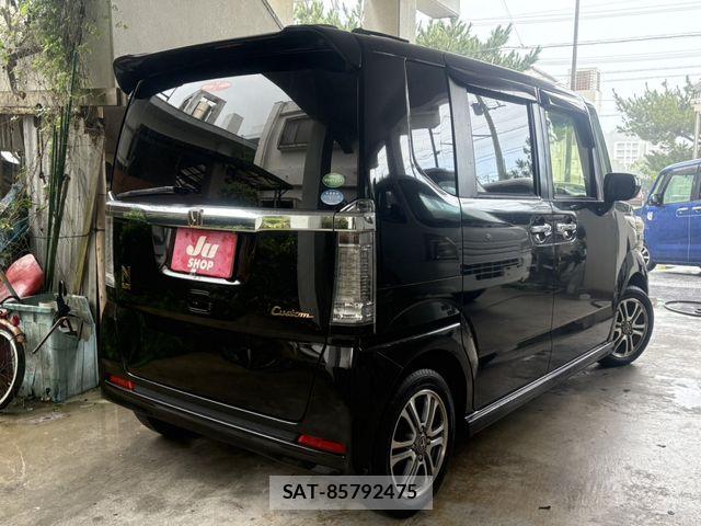 Honda N BOX CUSTOM 2016-01 8744714-3