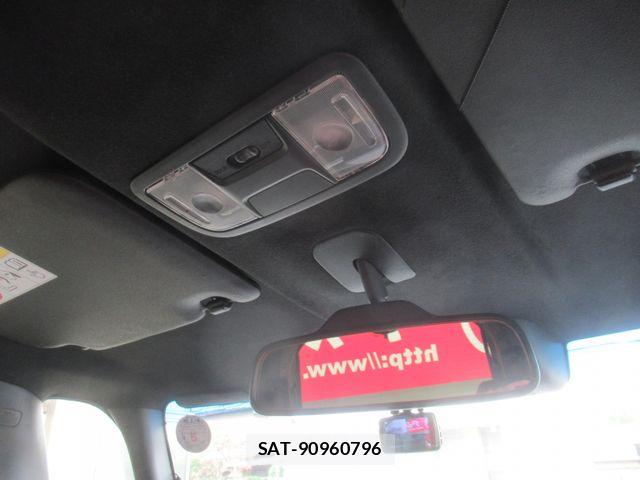 Honda N BOX CUSTOM 2019-05 8744666-20