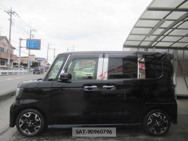 Honda N BOX CUSTOM 2019-05 8744666-3