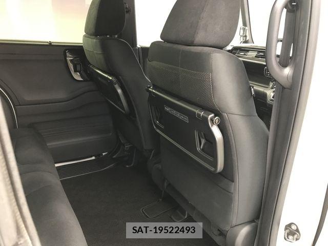 Honda N BOX CUSTOM 2022-03 8744657-9