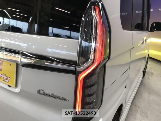 Honda N BOX CUSTOM 2022-03 8744657-26