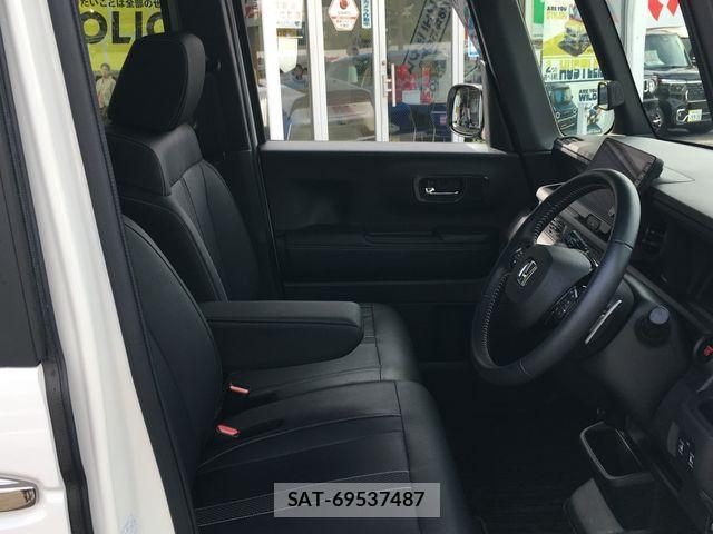 Honda N BOX CUSTOM 2023-12 8744595-16