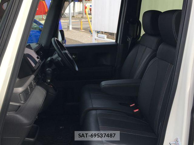 Honda N BOX CUSTOM 2023-12 8744595-23