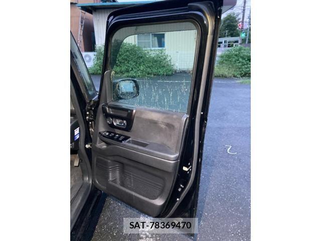Honda N BOX CUSTOM 2018-08 8744686-12