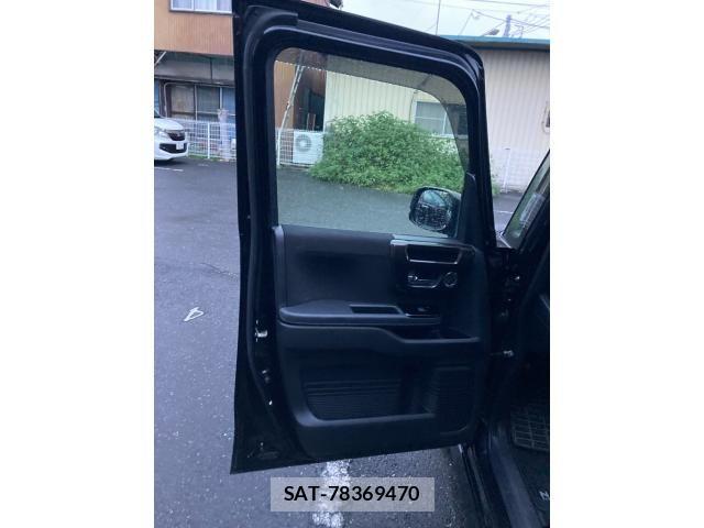 Honda N BOX CUSTOM 2018-08 8744686-13