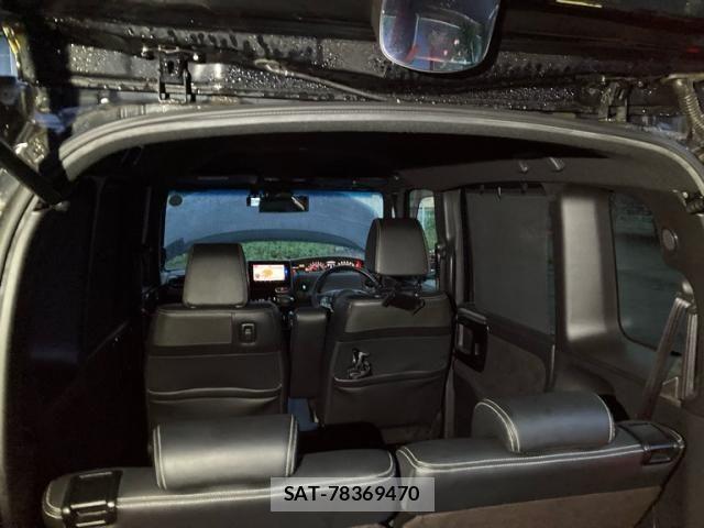 Honda N BOX CUSTOM 2018-08 8744686-14