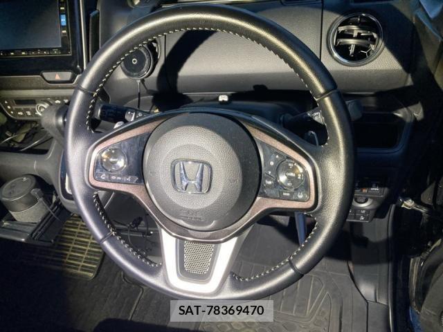 Honda N BOX CUSTOM 2018-08 8744686-19