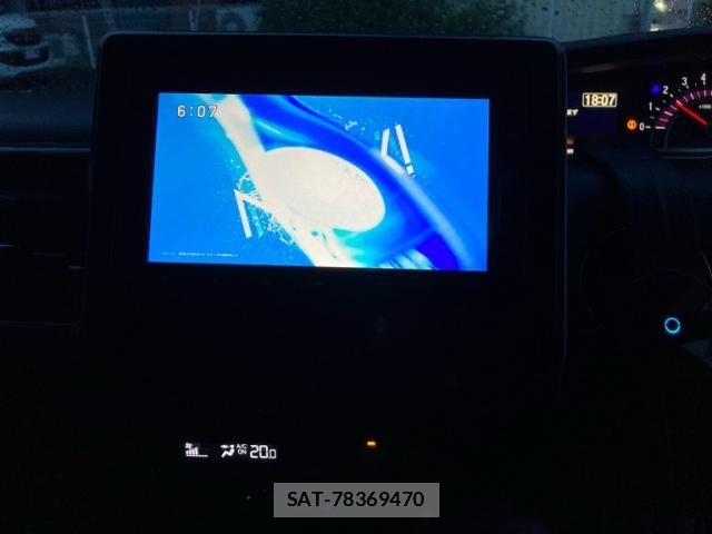 Honda N BOX CUSTOM 2018-08 8744686-25