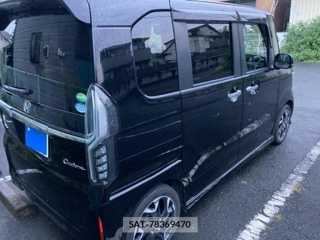 Honda N BOX CUSTOM 2018-08 8744686-3