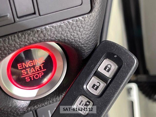 Honda N BOX CUSTOM 2018-03 8744656-4