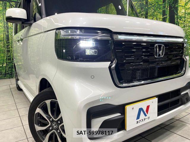 Honda N BOX CUSTOM 2024-08 8744598-11