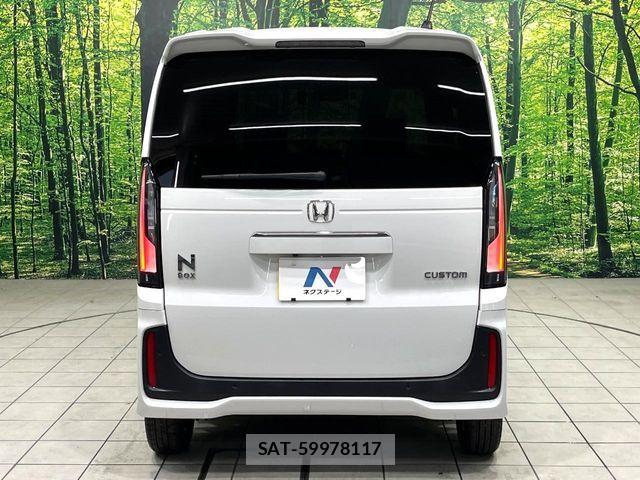 Honda N BOX CUSTOM 2024-08 8744598-14