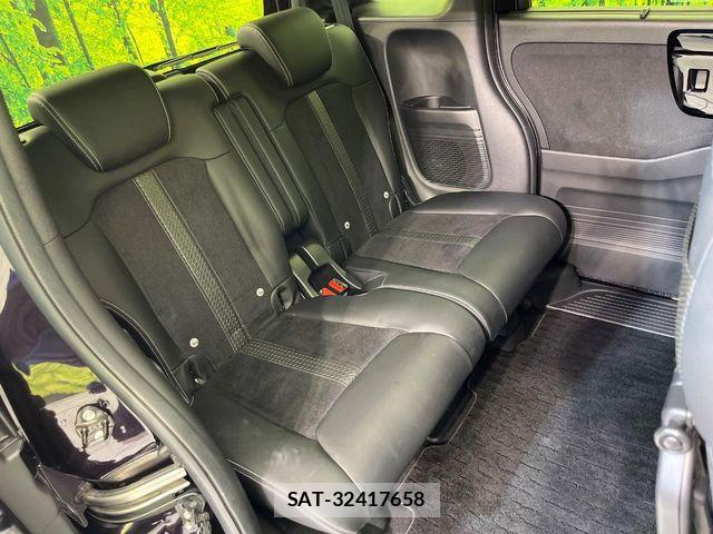 Honda N BOX CUSTOM 2023-03 8744624-8