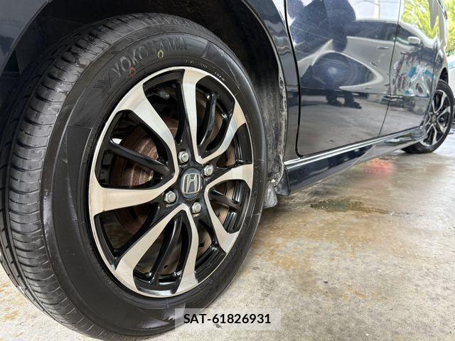 Honda N BOX CUSTOM 2018-02 8744706-15
