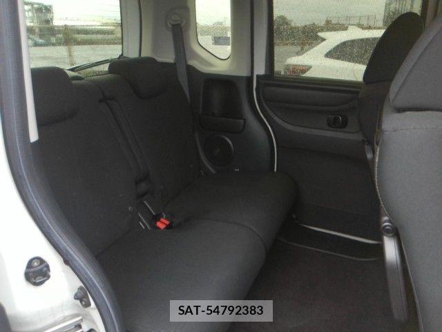 Honda N BOX CUSTOM 2017-06 8744575-7