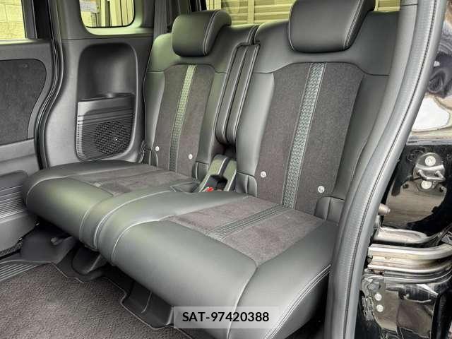Honda N BOX CUSTOM 2023-05 8744599-15