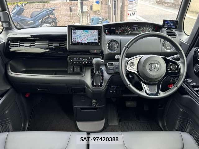 Honda N BOX CUSTOM 2023-05 8744599-1