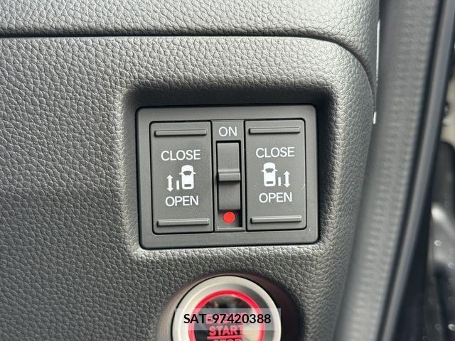 Honda N BOX CUSTOM 2023-05 8744599-26