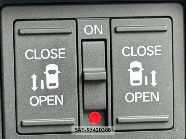 Honda N BOX CUSTOM 2023-05 8744599-3