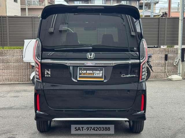 Honda N BOX CUSTOM 2023-05 8744599-6