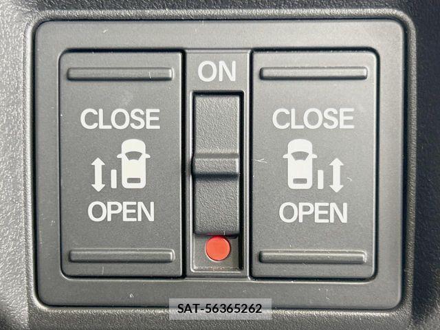 Honda N BOX CUSTOM 2023-12 8744583-4