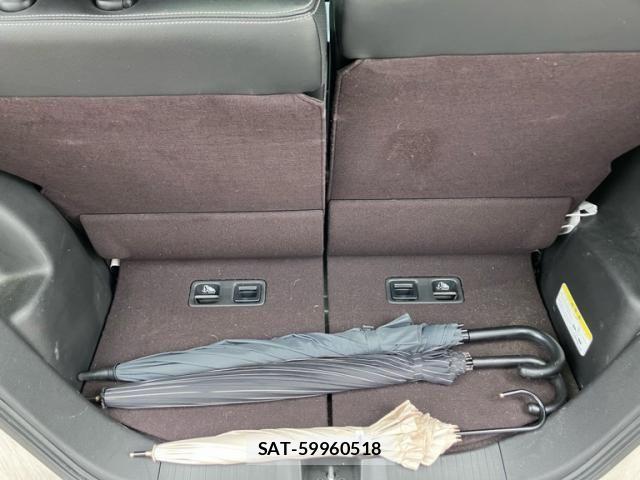 Honda N BOX CUSTOM 2019-08 8744699-9