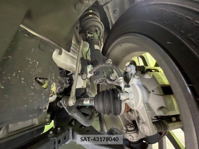 Honda N BOX CUSTOM 2024-01 8744580-19