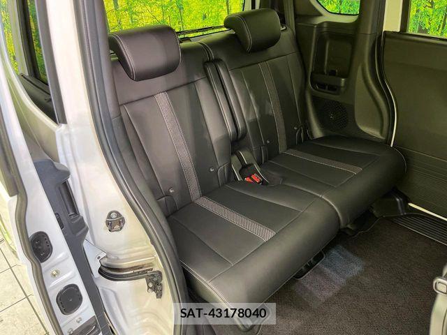 Honda N BOX CUSTOM 2024-01 8744580-8