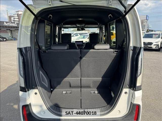 Honda N BOX CUSTOM 2023-10 8744596-10